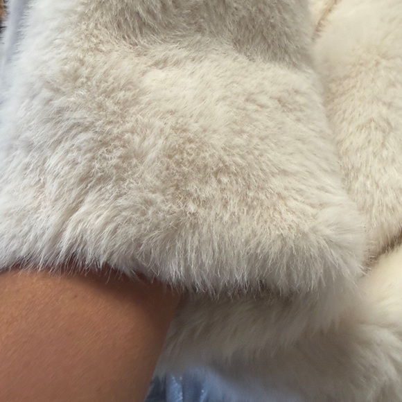 Avec Les Filles White Luxe Faux Mink Fur Coat Jacket Sz L Women’s NWT - Picture 12 of 17